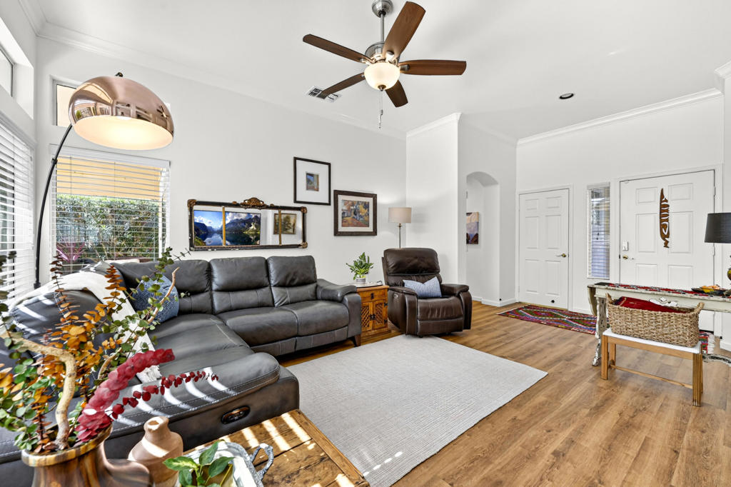 MLS #219139262DA image #4