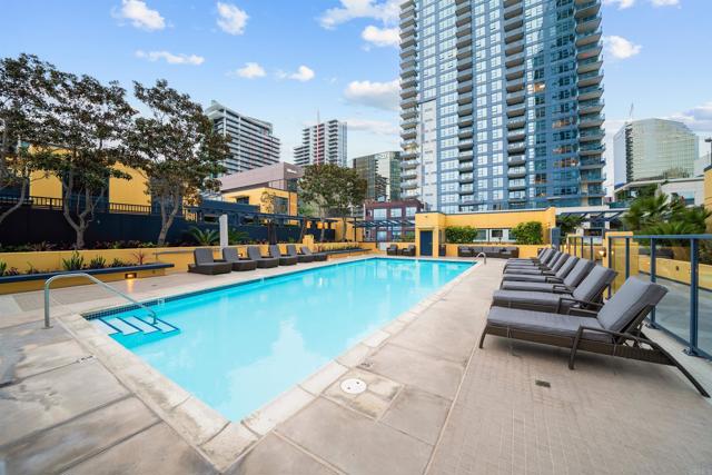 Detail Gallery Image 23 of 39 For 1325 Pacific Hwy, San Diego,  CA 92101 - 2 Beds | 2 Baths