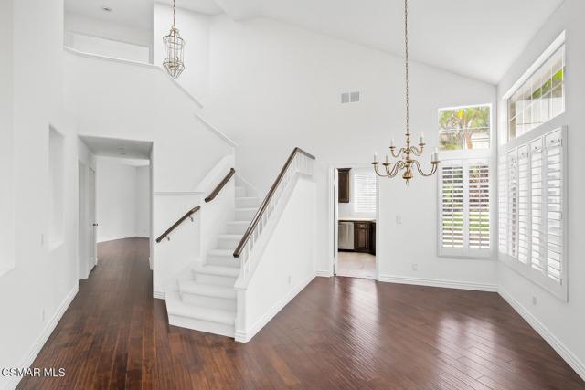 751 Trousdale Street, Oak Park CA: https://media.crmls.org/mediaz/08b68d90-b0b9-4cc4-84bc-67b0be0fdbd1.jpg