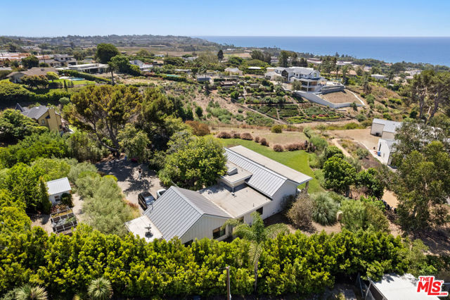 30060 Harvester Road, Malibu, California 90265, 2 Bedrooms Bedrooms, ,2 BathroomsBathrooms,Single Family Residence,For Sale,Harvester,24433003