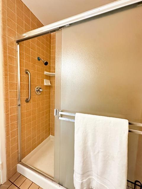 33157 Lake Superior Place, Fremont CA: https://media.crmls.org/mediaz/08b7321b-6039-4f27-88a6-1b6d20539d78.jpg