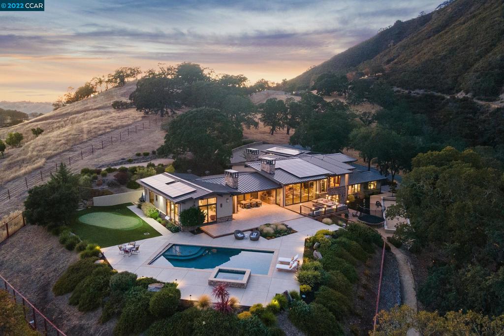 2411 Diablo Lakes Lane