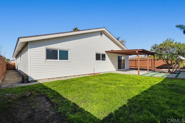 421 Locdel Court, Chula Vista CA: https://media.crmls.org/mediaz/08b7d10b-b1f9-4367-b9ae-71551fd3dbae.jpg