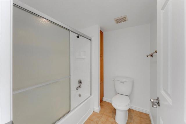 Image 16 of 26 For 78650 Avenue 42  719