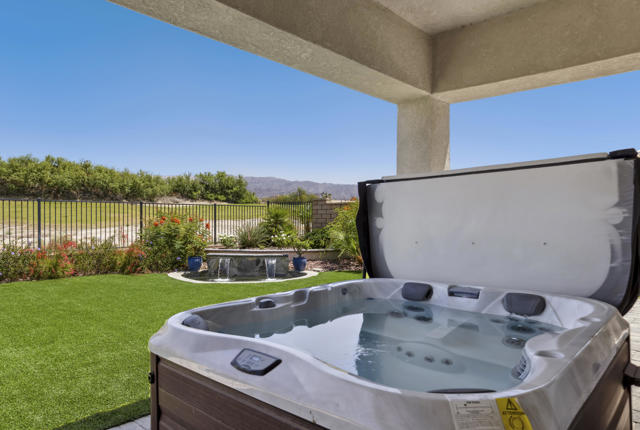 Image 31 of 63 For 84994 Bedero Court