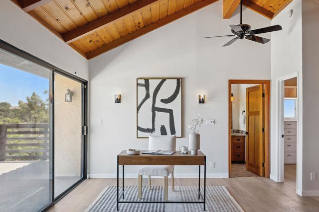 974 Via Hillview, Fallbrook CA: https://media.crmls.org/mediaz/08b975ba-eb0b-4951-b7c9-9d226d275d32.jpg