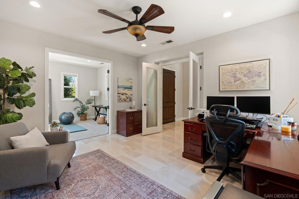 MLS #250037748SD image #13