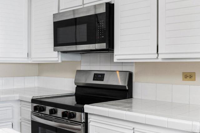 Detail Gallery Image 8 of 45 For 1200 Harbor Dr 16b,  Oceanside,  CA 92054 - 2 Beds | 2 Baths