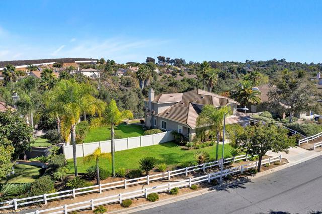 Detail Gallery Image 2 of 54 For 1463 Belmont Park Rd, Oceanside,  CA 92057 - 5 Beds | 3 Baths