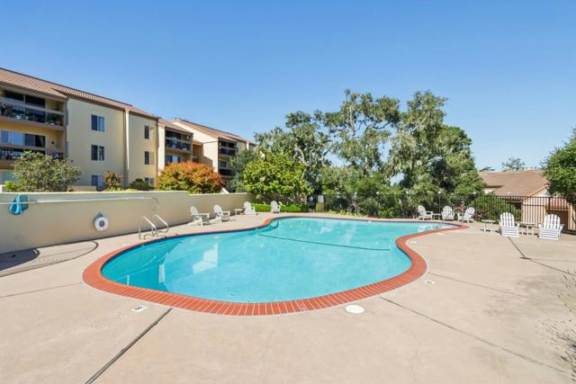 4205 Golden Oaks Lane, Monterey CA: https://media.crmls.org/mediaz/08baac96-ee9a-4b75-9dd6-e0c354117869.jpg