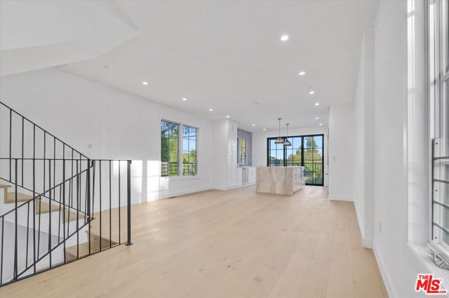 3803 Berryman, Los Angeles, CA 90066