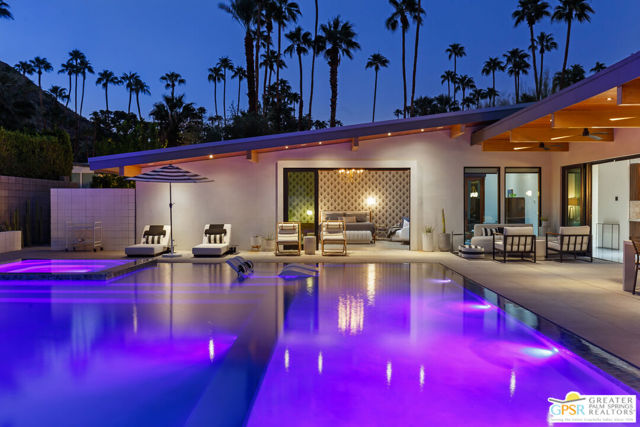 1189 N Rose Avenue, Palm Springs CA: https://media.crmls.org/mediaz/08bc6705-195c-42fc-a0e5-98b0883632aa.jpg