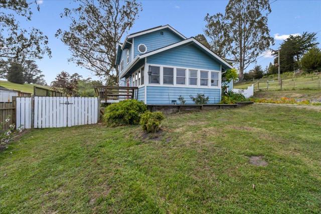 71 Spring Road, Royal Oaks CA: https://media.crmls.org/mediaz/08bd9837-29c8-4805-bfda-221e45a2df3e.jpg