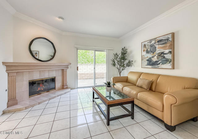 1768 Fox Springs Circle, Newbury Park CA: https://media.crmls.org/mediaz/08bd9879-9541-47ce-a8aa-5af5fb14e9cb.jpg