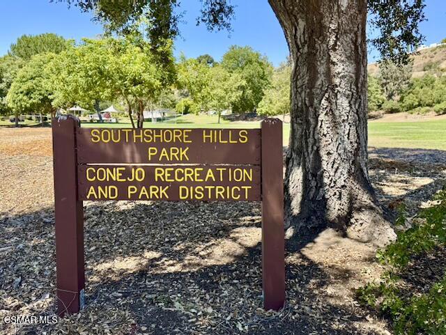 2031 Channelford Road, Westlake Village CA: https://media.crmls.org/mediaz/08bedece-c090-4574-9378-f6439b7d5655.jpg