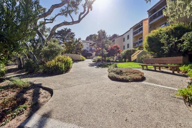 4205 Golden Oaks Lane, Monterey CA: https://media.crmls.org/mediaz/08bf787e-484a-4442-a53c-e7c117996020.jpg