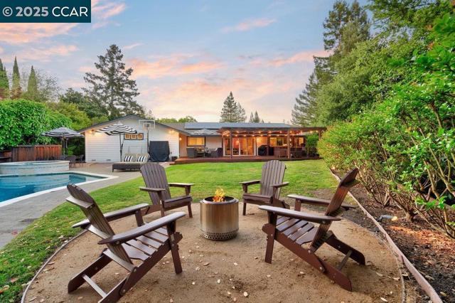 314 Draeger Dr, Moraga CA: https://media.crmls.org/mediaz/08bfc971-e20b-4007-9abd-536adbc839bf.jpg