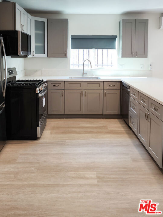 1342 S Bronson Avenue, Los Angeles CA: https://media.crmls.org/mediaz/08c07895-8a5f-4050-a6a5-ddfd5b015a75.jpg