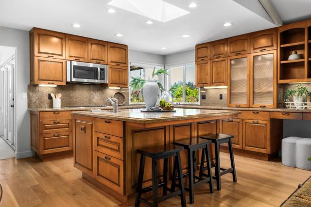 105 Jocelyn Court, Santa Cruz CA: https://media.crmls.org/mediaz/08c0d131-7684-4e35-9e35-9975f189f864.jpg
