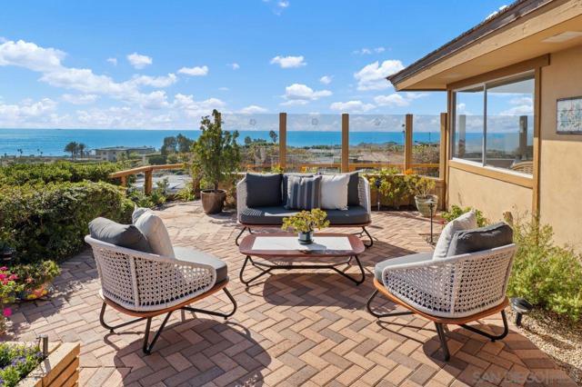 5504 Rutgers Road, La Jolla CA: https://media.crmls.org/mediaz/08c0d98c-dc24-4a59-8119-08dbd5862fb9.jpg