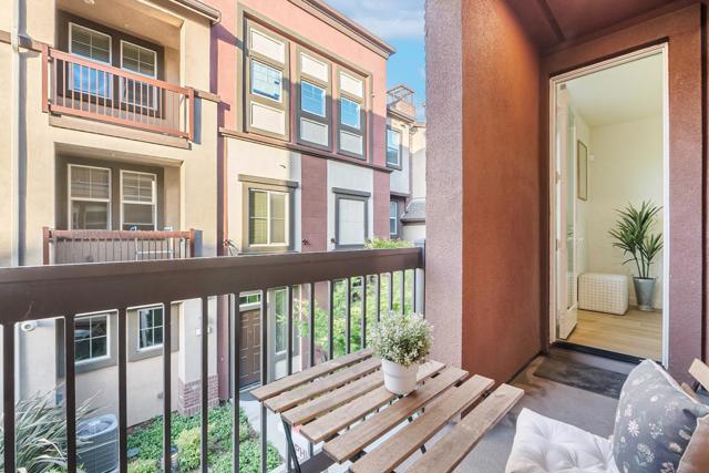 1032 Abruzzo Lane, San Jose CA: https://media.crmls.org/mediaz/08c12467-1ec7-41c9-b6db-f57307fa3b42.jpg