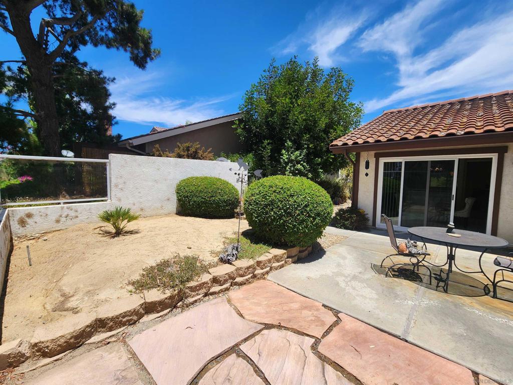 723 Santa Camelia - photo 14