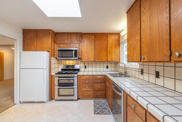 0 2 E of Torres Avenue, Carmel CA: https://media.crmls.org/mediaz/08c139d1-9a1e-4448-a9c2-edcd6144c445.jpg