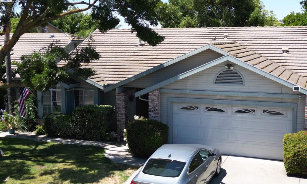 2525 Travao Ln