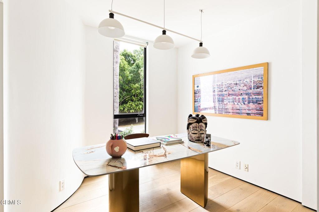 11210 Briarcliff LaneStudio City img 6