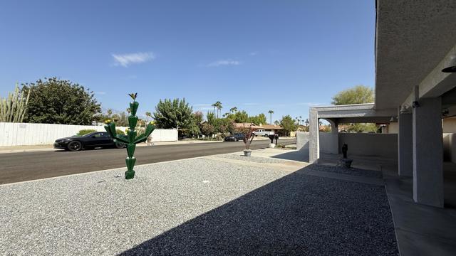 43700 Buena Circle, Palm Desert, CA 92260