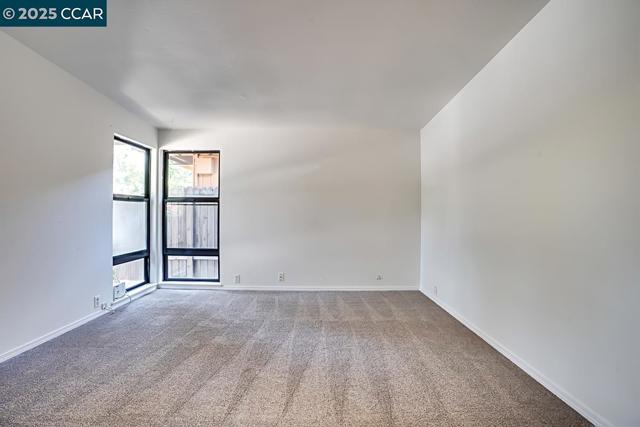 50 chief, Sacramento CA: https://media.crmls.org/mediaz/08c5aae6-ef3f-4373-a653-ecaa9ad66307.jpg