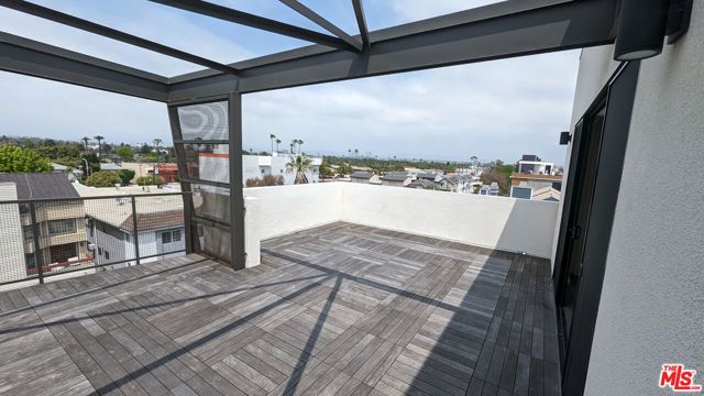 11830 Courtleigh #501, Los Angeles, CA 90066