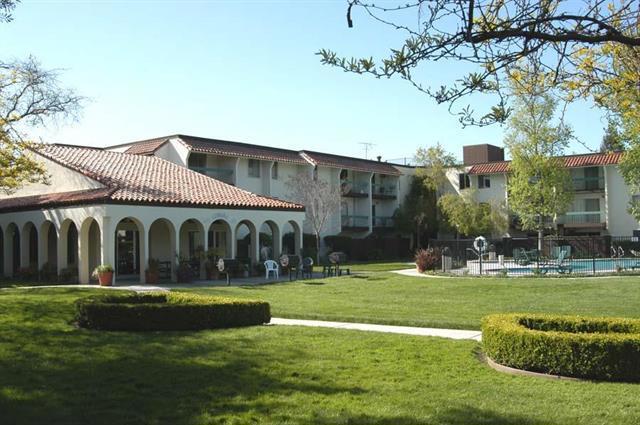 1750 Halford Avenue, Santa Clara CA: https://media.crmls.org/mediaz/08c5d5e9-6cbe-437e-9499-9a0a08eeb1f6.jpg