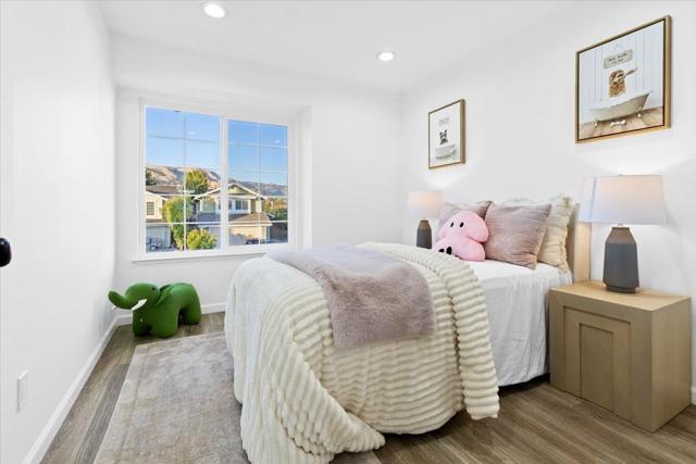885 Kiperash Court, San Jose CA: https://media.crmls.org/mediaz/08c7f1ec-fe83-49ea-8555-6ba70ca6e11e.jpg