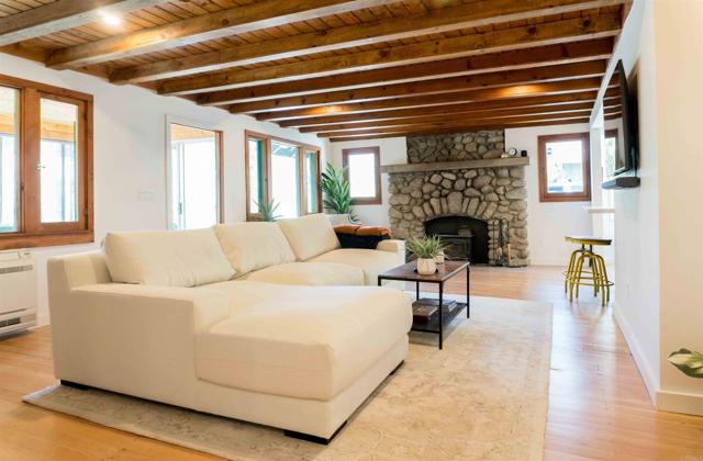 25860 Oakwood Street, Idyllwild CA: https://media.crmls.org/mediaz/08c898e8-e926-4715-abda-6a9e13cbd772.jpg