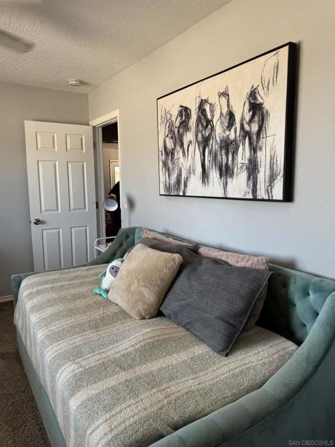 22394 Lone Eagle Rd, Apple Valley CA: https://media.crmls.org/mediaz/08c99758-bb6b-4390-9955-33abf0e447ce.jpg