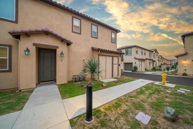 Detail Gallery Image 32 of 49 For 1711 Cal Orchid Pl #1,  Chula Vista,  CA 91913 - 2 Beds | 2 Baths