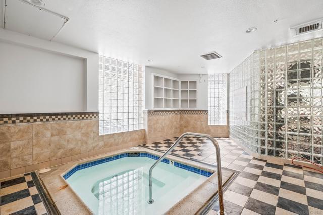 1480 Broadway, San Diego, California 92101, 2 Bedrooms Bedrooms, ,2 BathroomsBathrooms,Condominium,For Sale,Broadway,250029219SD