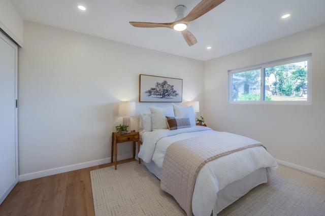 11384 Almazon St, San Diego CA: https://media.crmls.org/mediaz/08ca9f6b-a55b-4c64-9a08-6698dc0fca06.jpg