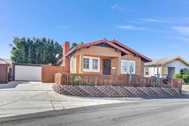 Detail Gallery Image 5 of 39 For 3544 Boundary St, San Diego,  CA 92104 - 2 Beds | 1 Baths