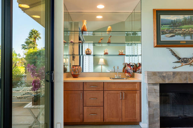 54396 Shoal Creek, La Quinta CA: https://media.crmls.org/mediaz/08cbd9a9-8a88-4eaa-836f-8f4dc27564d1.jpg