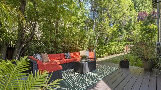 1550 Redwood Court, Mountain View CA: https://media.crmls.org/mediaz/08cc0089-c9db-4cbe-8139-94e31abf4cec.jpg