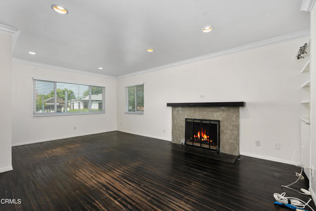 3860 Spad Place, Culver City CA: https://media.crmls.org/mediaz/08cc23f0-8488-42b1-a811-a3cc3ba87a4a.jpg