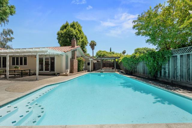 2336 Constitution Drive, San Jose CA: https://media.crmls.org/mediaz/08cc3aa7-801b-41c1-a3e8-8a46591ced18.jpg