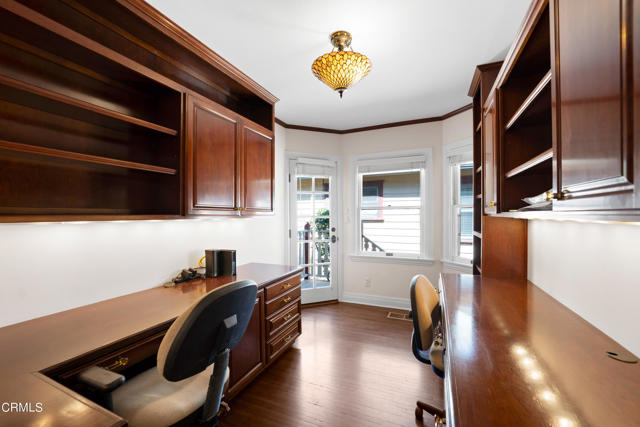 Detail Gallery Image 18 of 31 For 419 Brakey Rd, Ventura,  CA 93001 - 4 Beds | 3 Baths