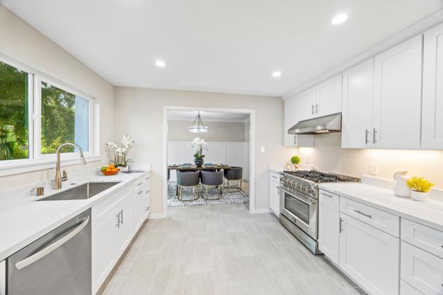 231 S Idaho Street, San Mateo CA: https://media.crmls.org/mediaz/08cc491e-6d61-41e3-aedf-538b0d14829a.jpg