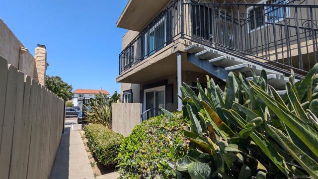 4561 Hawley Blvd, San Diego, California 92116, ,Commercial Sale,For Sale,Hawley Blvd,240018432SD