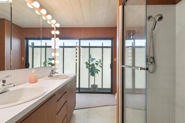 Image 38 of 60 For 6046 Monterey Ave