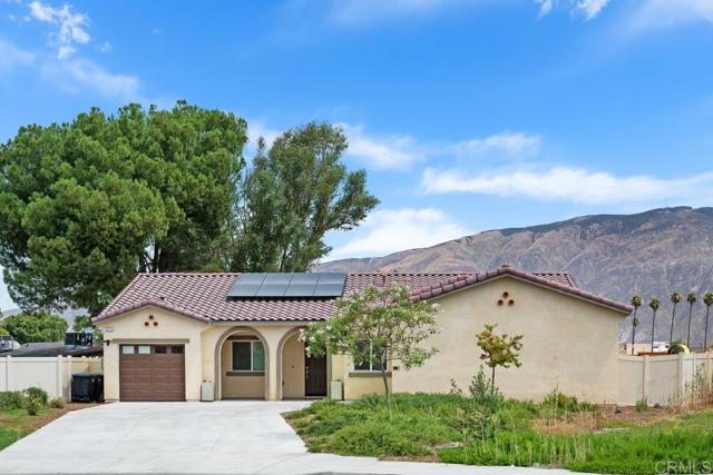 Detail Gallery Image 1 of 11 For 475 W Camellia Way, San Jacinto,  CA 92583 - 5 Beds | 2/1 Baths