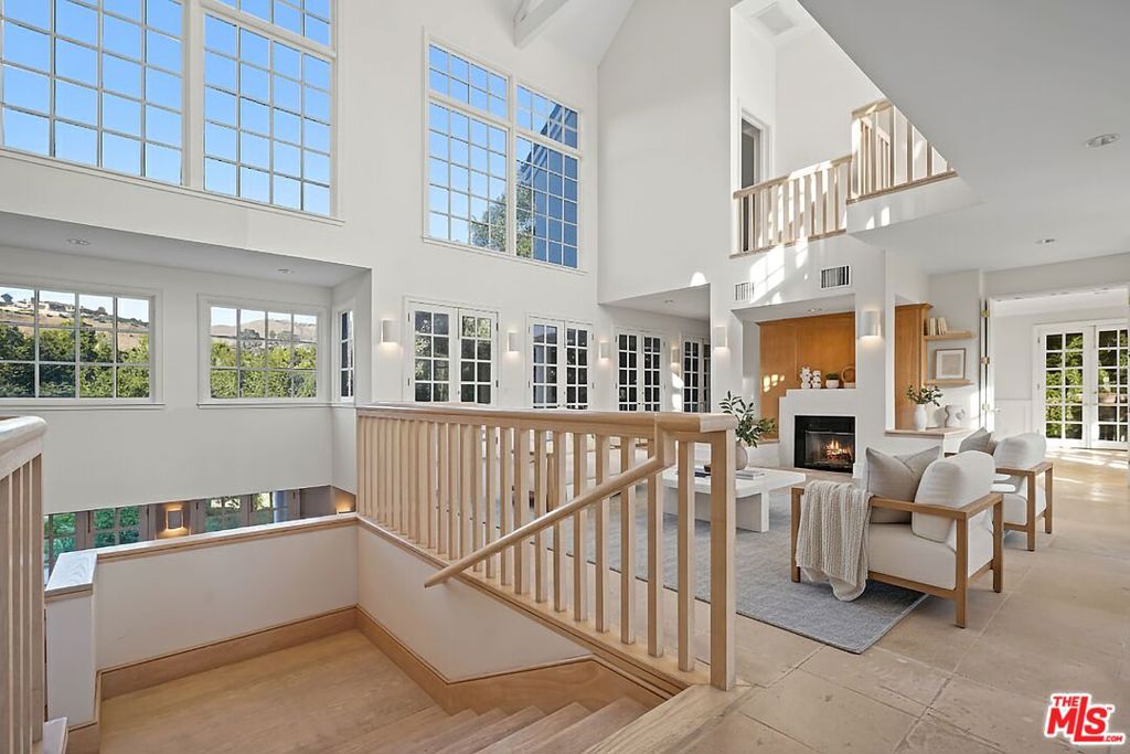 MLS #25602713 image #18